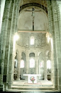 colonnes d'entrée et rotonde du chœur